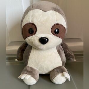 Bellzi sloth plush